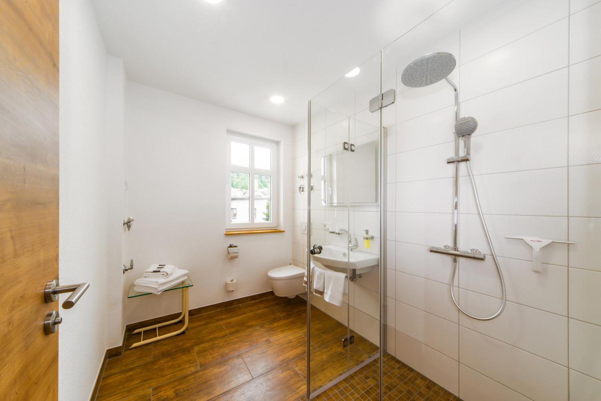 Staimicher Hoehen - Premium Appartements Kurort Steinbach-Hallenberg Rom bilde